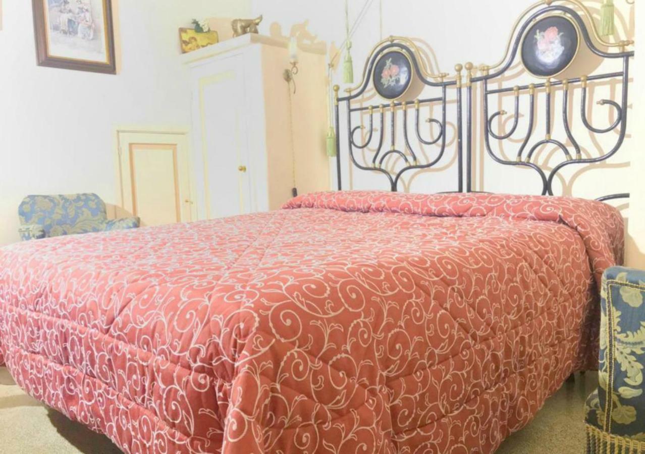 Palazzo Baffa Bed & Breakfast Галатина Екстериор снимка